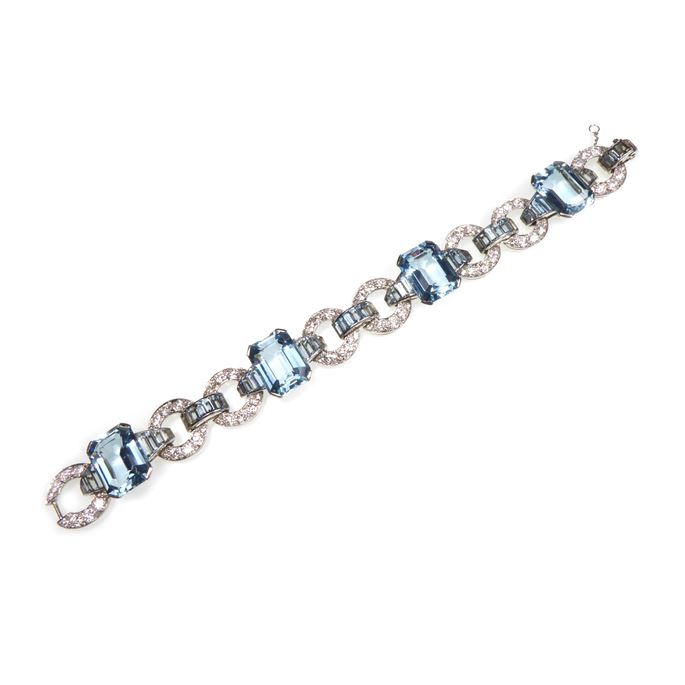 Art Deco aquamarine and diamond strap bracelet | MasterArt